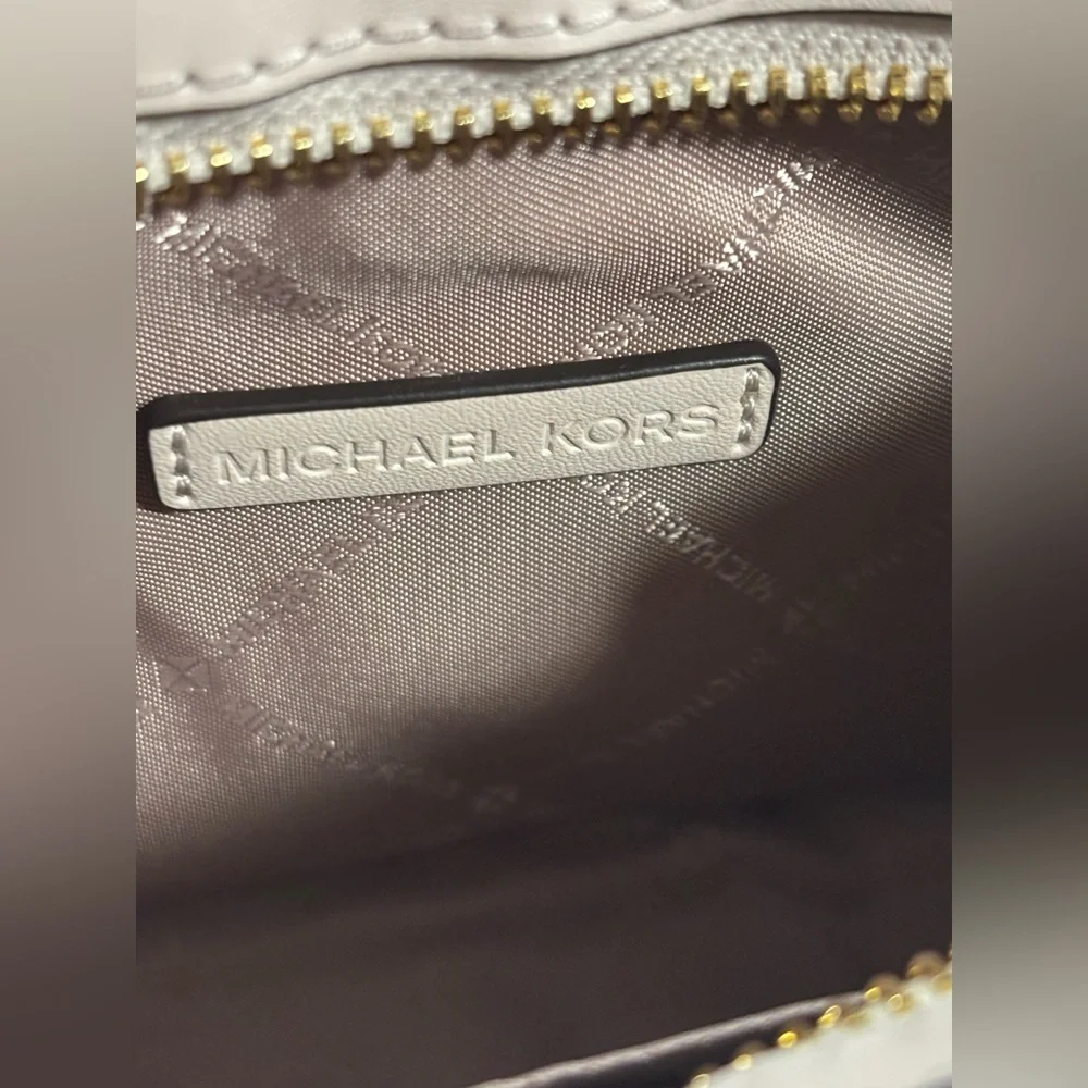 Michael Kors Lyra Small Leather Pochette NWT - Picture 11 of 16